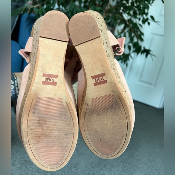 TOMS Tropez Cork Wedge Suede Sandal - Picture 5 of 8